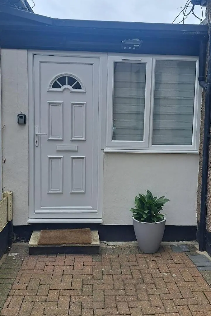4B Budoch Drive Ilford